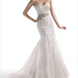 NWT Maggie Sottero Ascher PLUS corset lace simple